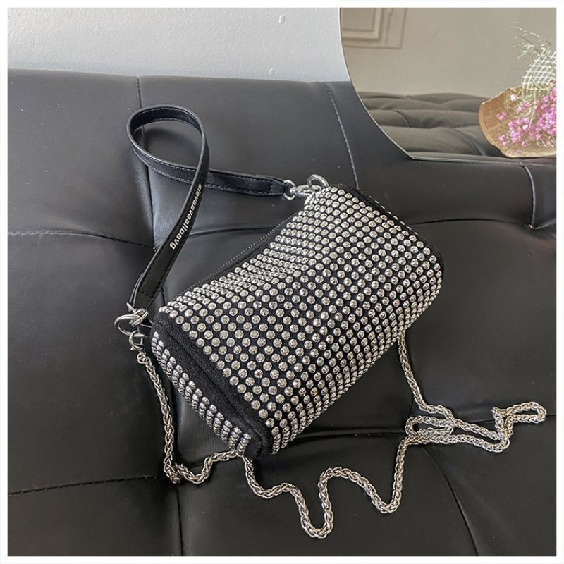 Image of Women' Sparkling Small Handbag - Crossbody Chain Strap With Zipper Closure, Nylon Suitable For Casual & Dressy, ///, Chain For Everyday Use,,, Parties