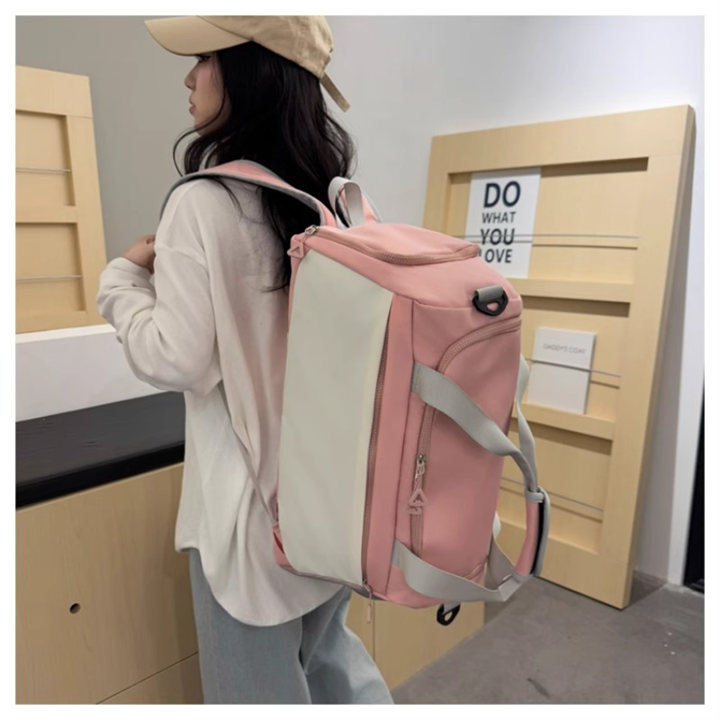 Gran Capacidad Bolsa de Gimnasio y Viaje - Convertible en Mano, Hombro o Mochila con Cierre de Cremallera - Equipaje Ligero y Duradero para Mujeres/Hombres, Negocios, Vacaciones, Yoga, Gimnasio - Compartimento Principal Espacioso & Organizador Frontal - Bolso Diario, Escapada de Fin de Semana, Diseño Minimalista, Correas Ajustables, Tote Portátil, Para Viajeros Frecuentes, Equipo Deportivo, Versátil, Costuras Reforzadas, Estilo Activo