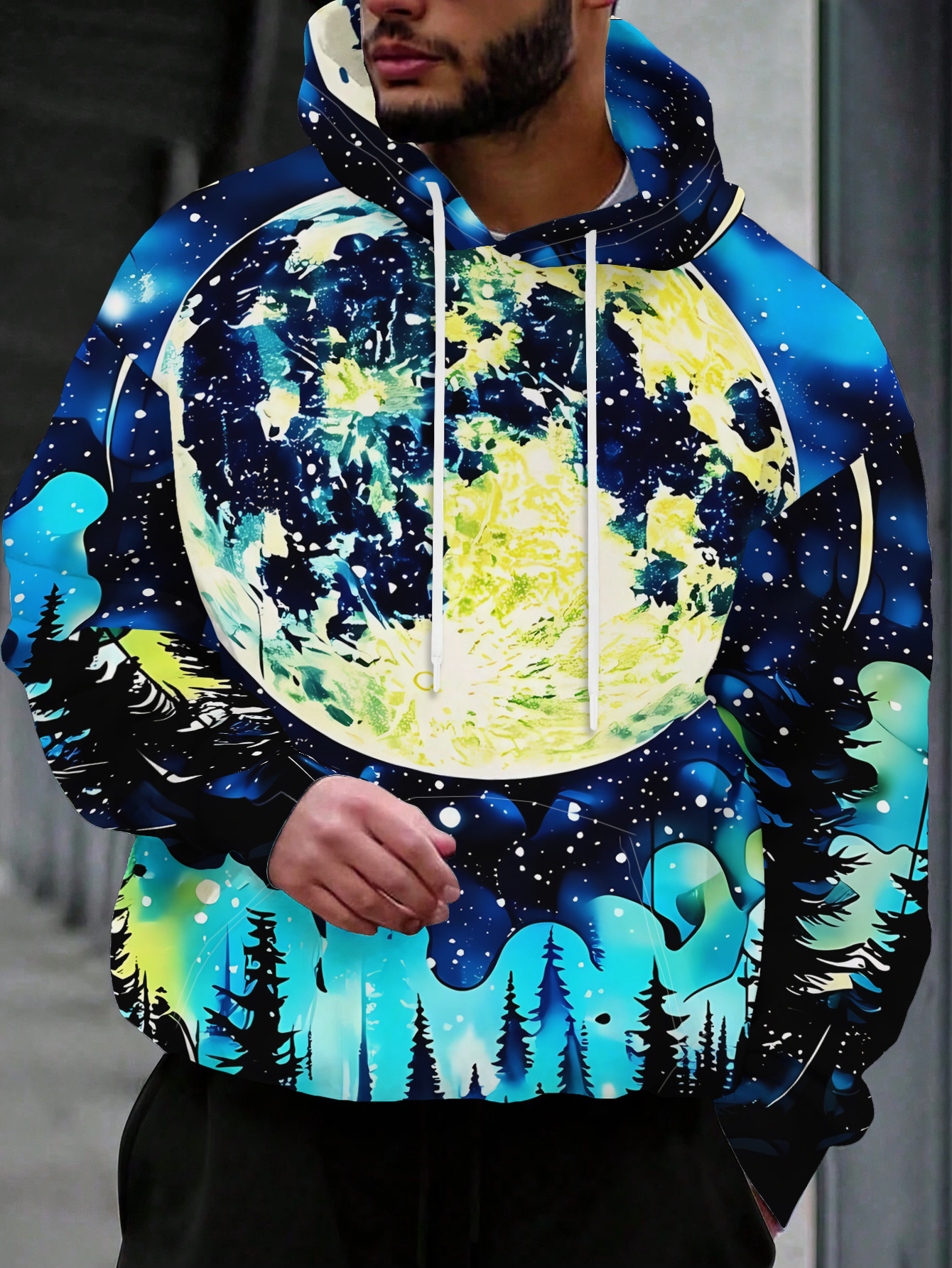 herren-sweatshirt mit zufälligem aufdruck     vollmonds, der einen wald am   erhellt [gedrucktes design – nicht texturiert]