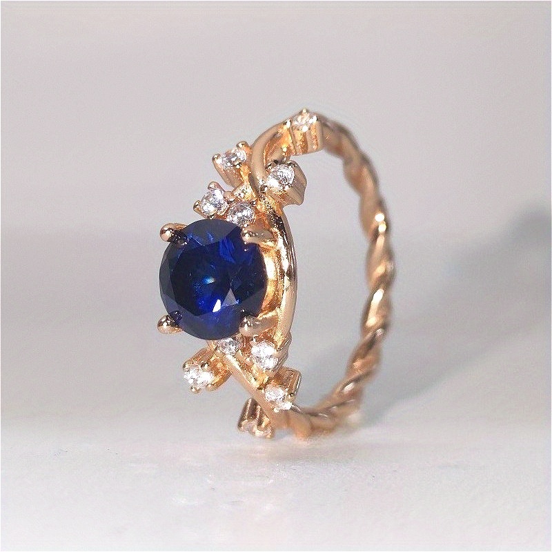 Women's 1/2 Carat Elegant Artificial Stones Ring in S925 Silver