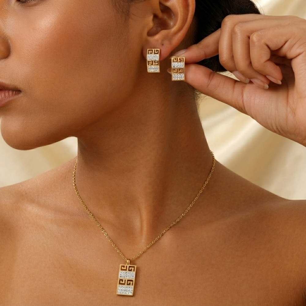 3pcs Minimalist Style Rectangular Pave Stud Earrings & Necklace Set