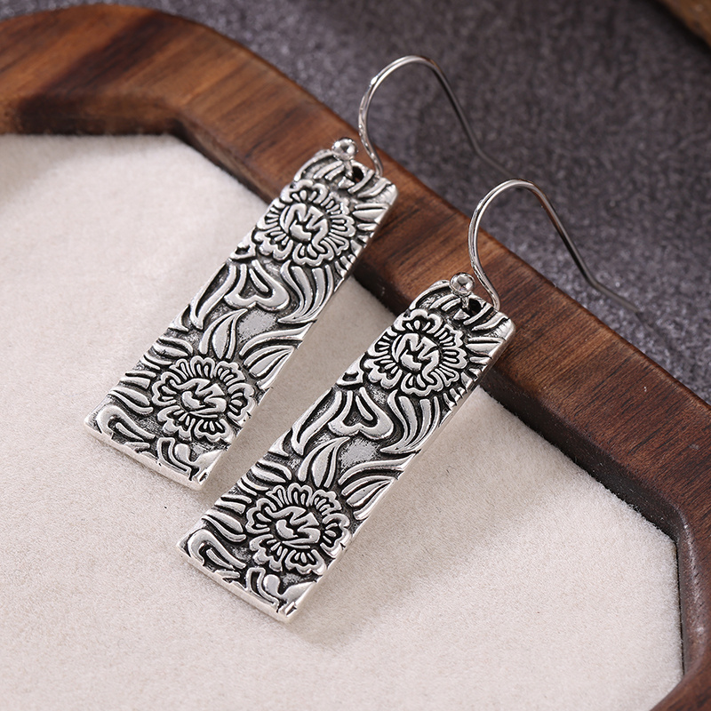 Handmade Floral Rectangular Pendant Earrings, Ethnic Style