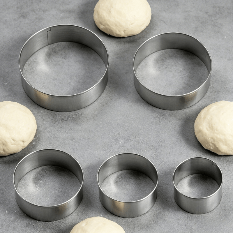 TEMU 5pcs Stainless Steel Cookie And Pastry Cutter Set, Fondant Molds, Cookie Maker, Round Baking Accessories