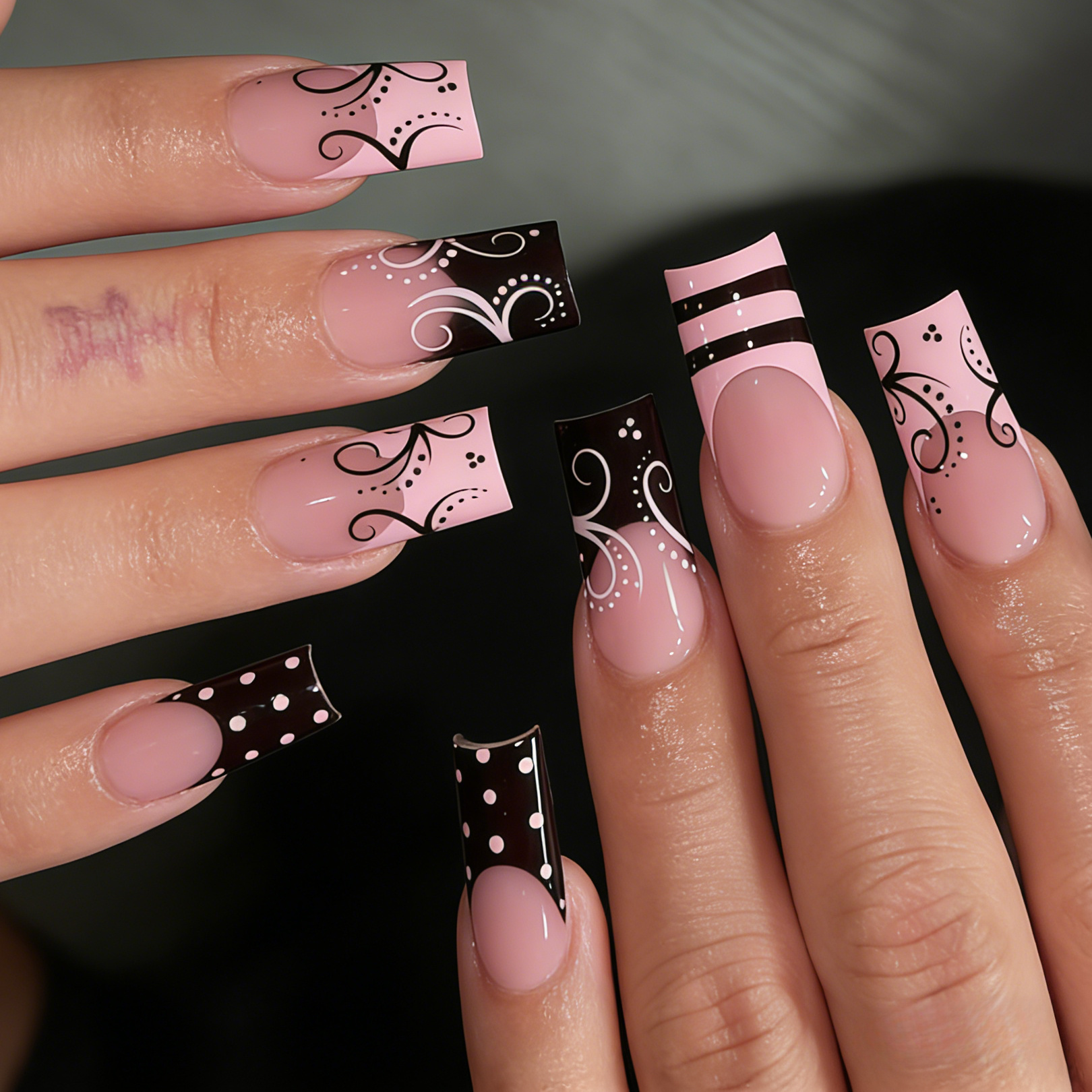 TEMU Enhance Your Beauty 24pcs Classic Elegant Y2k Design Polka Dot Floral Striped Glossy Brightening Fake Nails Fashionable All-match Wearable Nails