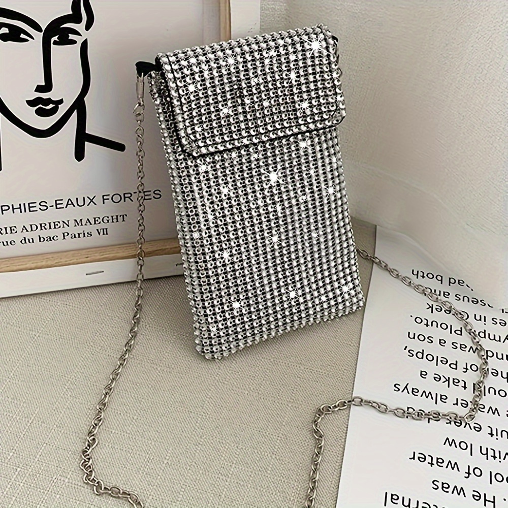 【THEAIRTOWN】 bling pouch bag Bling Bags That Simply Scream Holidays - theFashionSpot