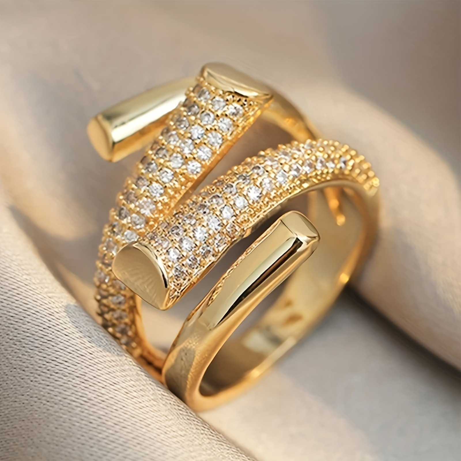 Image of Classic Unisex Micro-pave Synthetic Synthetic Synthetic Zircon​​ Adjustable , Engagement Ring, Daily Wear Jewelry Gift For Girls, Valentine's Day Present, Without Battery