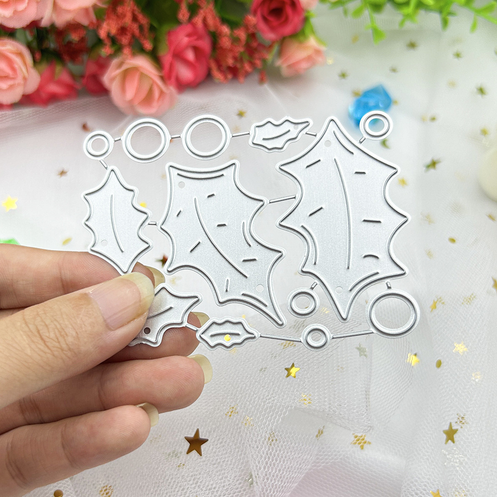 

A Christmas-themed Cutting Die For Making Holly Leaves, Suitable For Diy Crafts, Embossing, Scrapbooking, And Decorations.