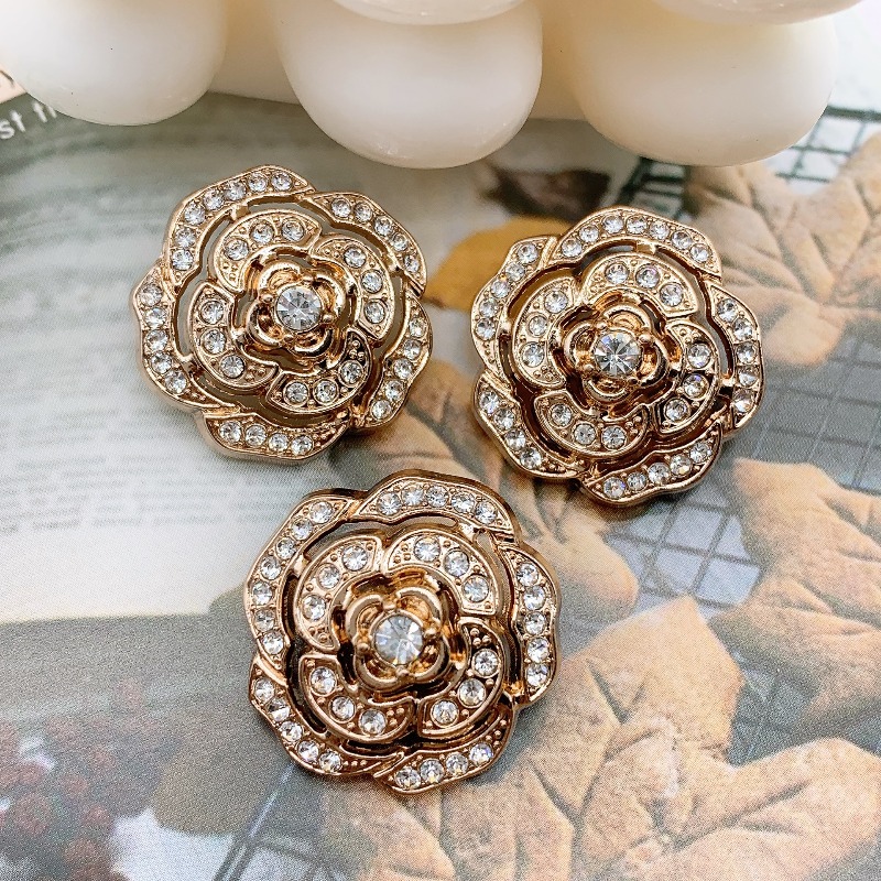 TEMU Flower Hollow-out Buttons, Golden Rhinestone Buttons, Round Shank Buttons, Fashion Button Decorations, Women's Coat And Wedding Dress Buttons,