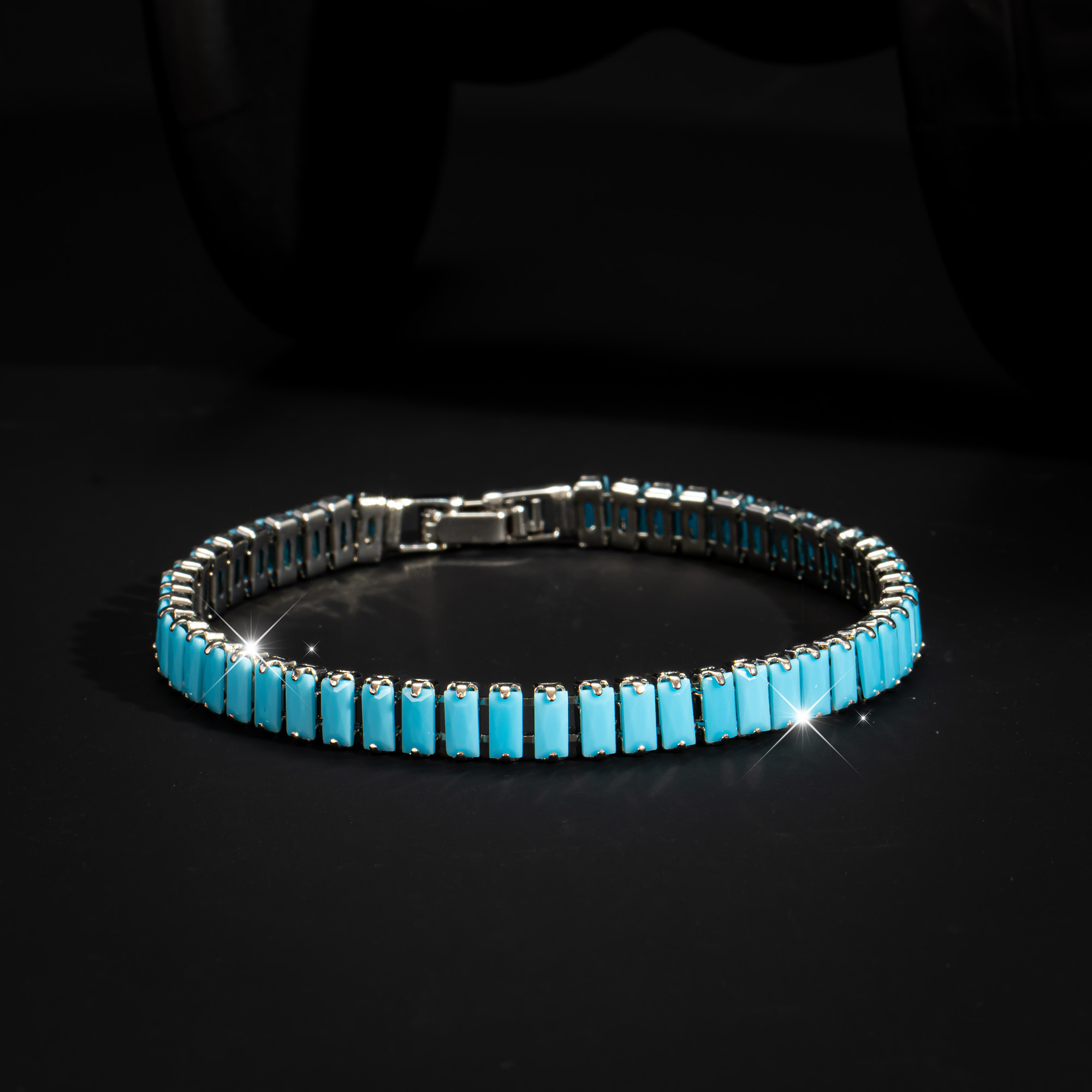 TEMU 1pc Unisex Fashionable Rectangular , Elegant Bohemian Style Bangle, Hypoallergenic And Oxidation-resistant Copper, Suitable For Men And Women,