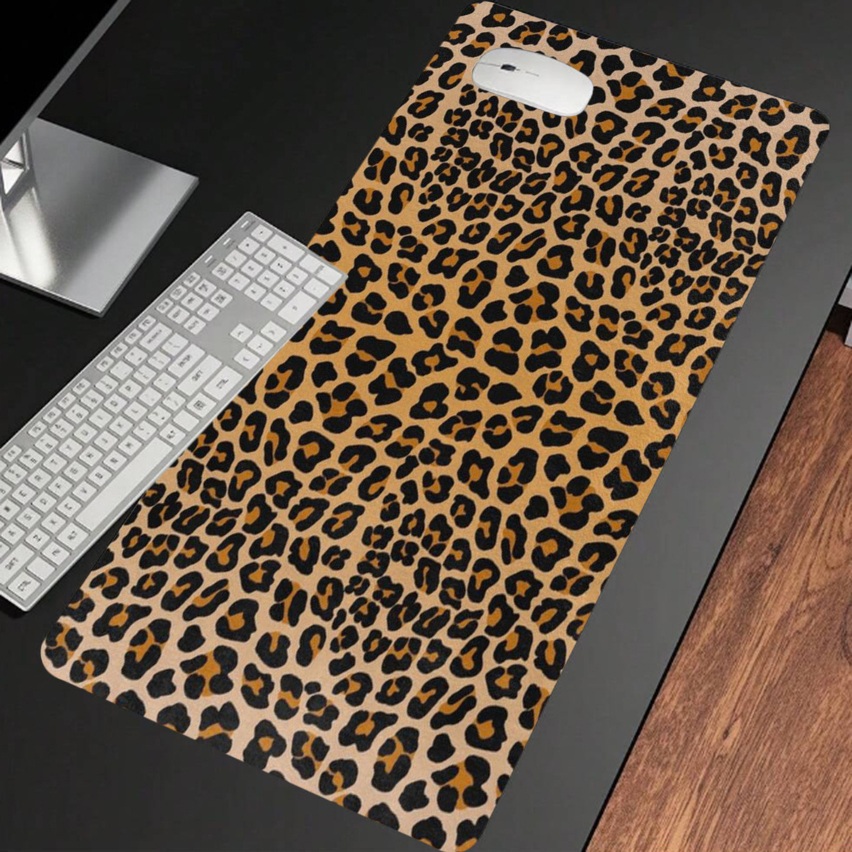 

Desk , Leopard Print Large Mouse Pad - Non-slip, Stylish Desk Accessory For Laptops & Office Keyboards, Comfortable & Extended Gaming Mat, Perfect Gift Idea