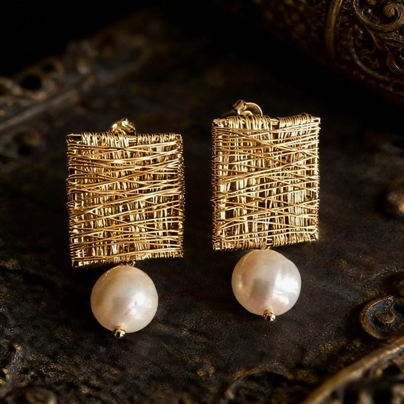 TEMU 1 Par de Pendientes Colgantes de Perlas Artificiales Caladas con Elegantes Pendientes Hechos a , Adecuados para Uso Diario, que Mostran Estética