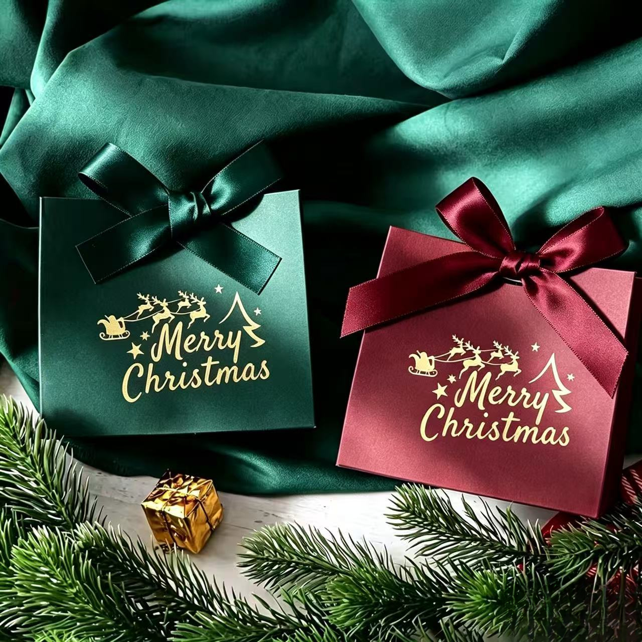 8pcs Elegant Christmas Gift Boxes with Golden Foil
