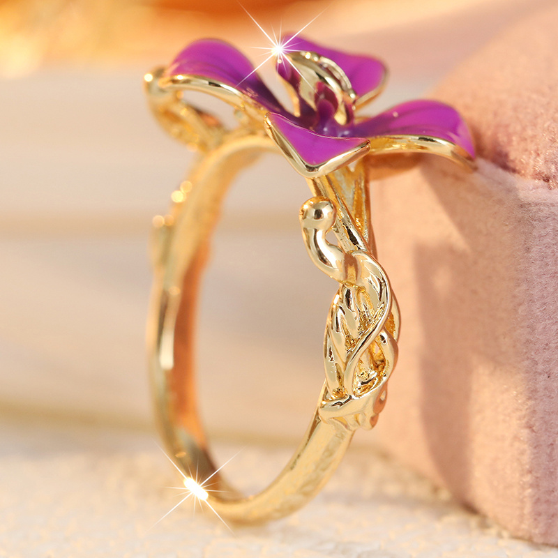 Women's Exquisite Golden Enamel Flower Ring, Cute Gift