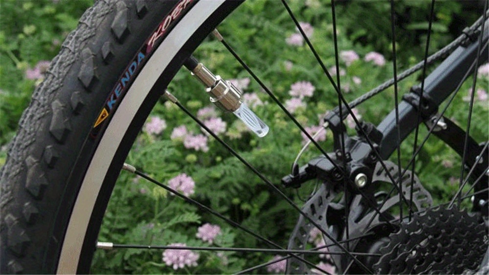 10 piezas luces de rueda para bicicleta y coche, luces neón ultrabrillantes para radios, luz de seguridad para ciclismo nocturno para motocicletas, niños y adultos, accesorios automotrices Detalles del producto 6