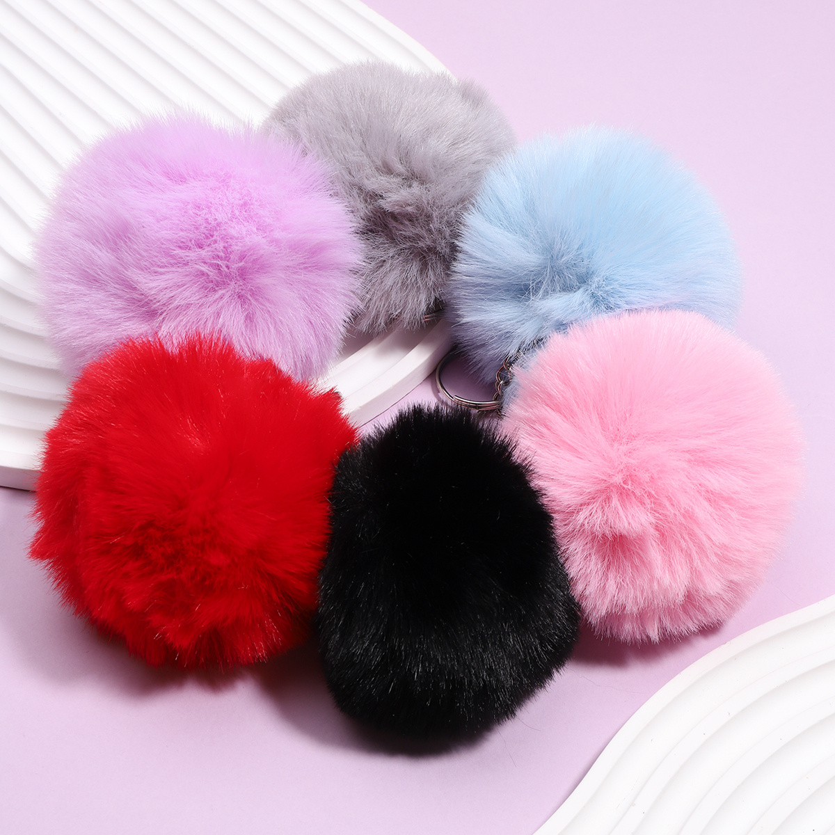 

Lot de 6 porte-clés pompon en fausse fourrure de lapin, 8cm, charmants boules en tissu, pendentifs en fausse fourrure pour sacs à main et voitures, couleurs assorties