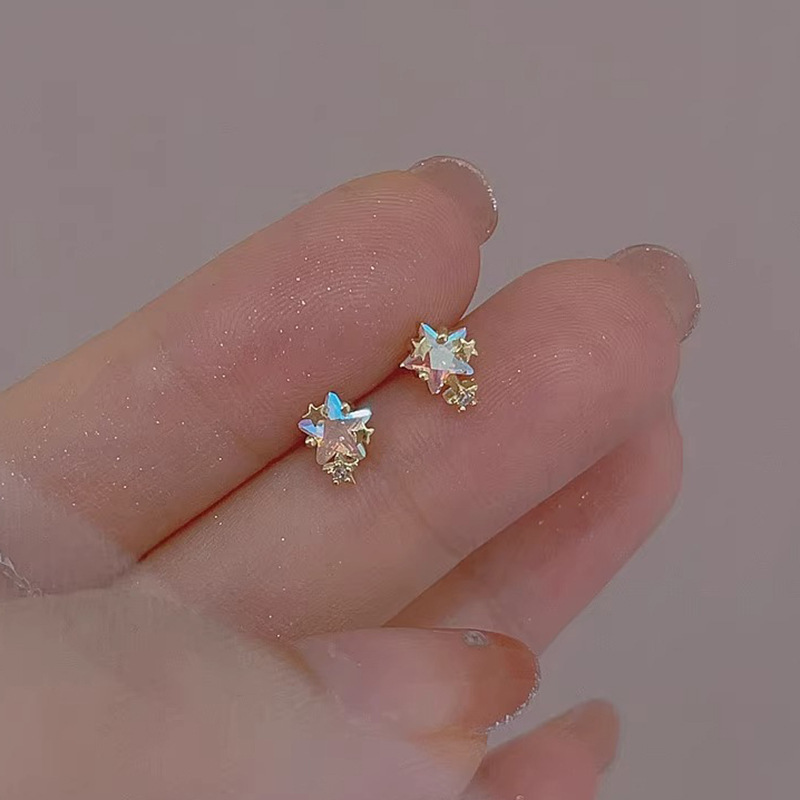 simple star shaped zirconia stud earrings women copper post - Temu
