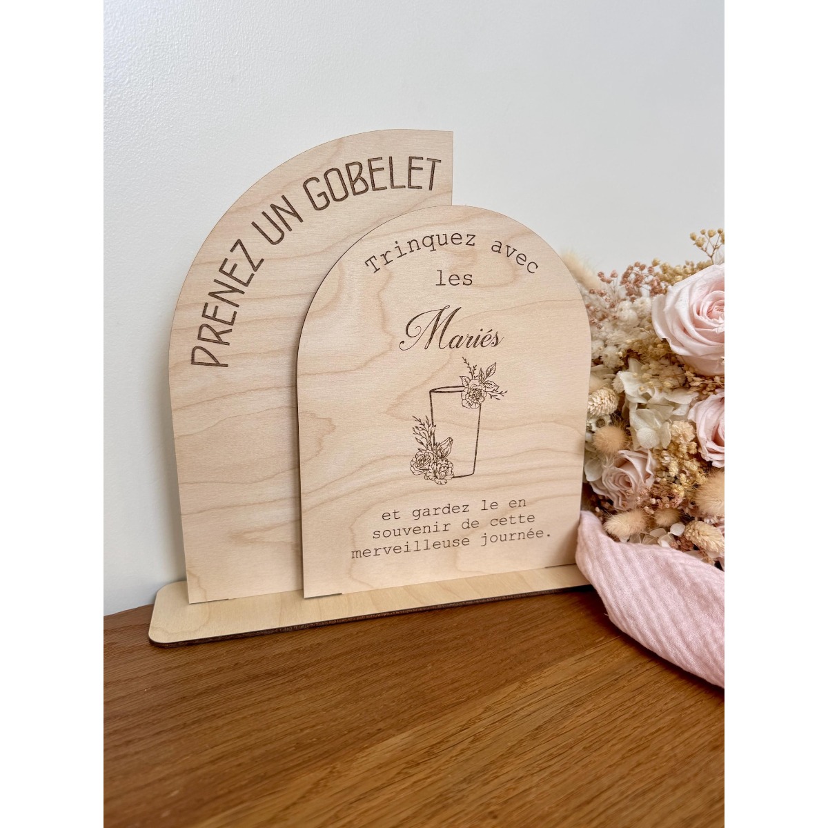 TEMU 1pc Panneau de mariage personnalisable en bois "Prenez Un Gobelet" avec de tasse florale et en français, décoration de table pour réception de