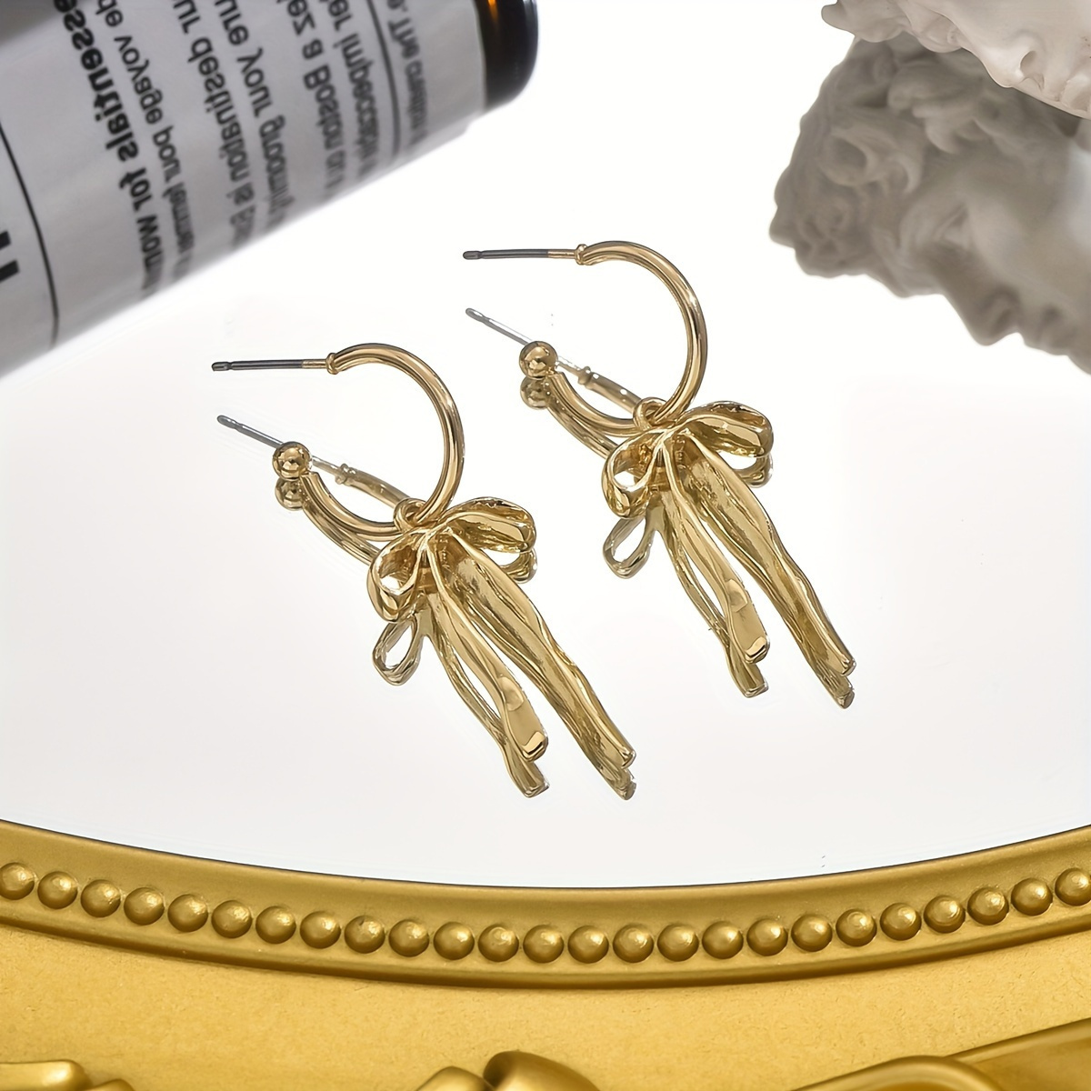 A Fashionable 18K Gold-Plated Bow Earring with a Golden Bow Design | Women'S Sweet Style | Perfect Choice for Daily Wear And Party Accessories | Low Allergy Stainless Steel | Women'S Fashion Jewelry