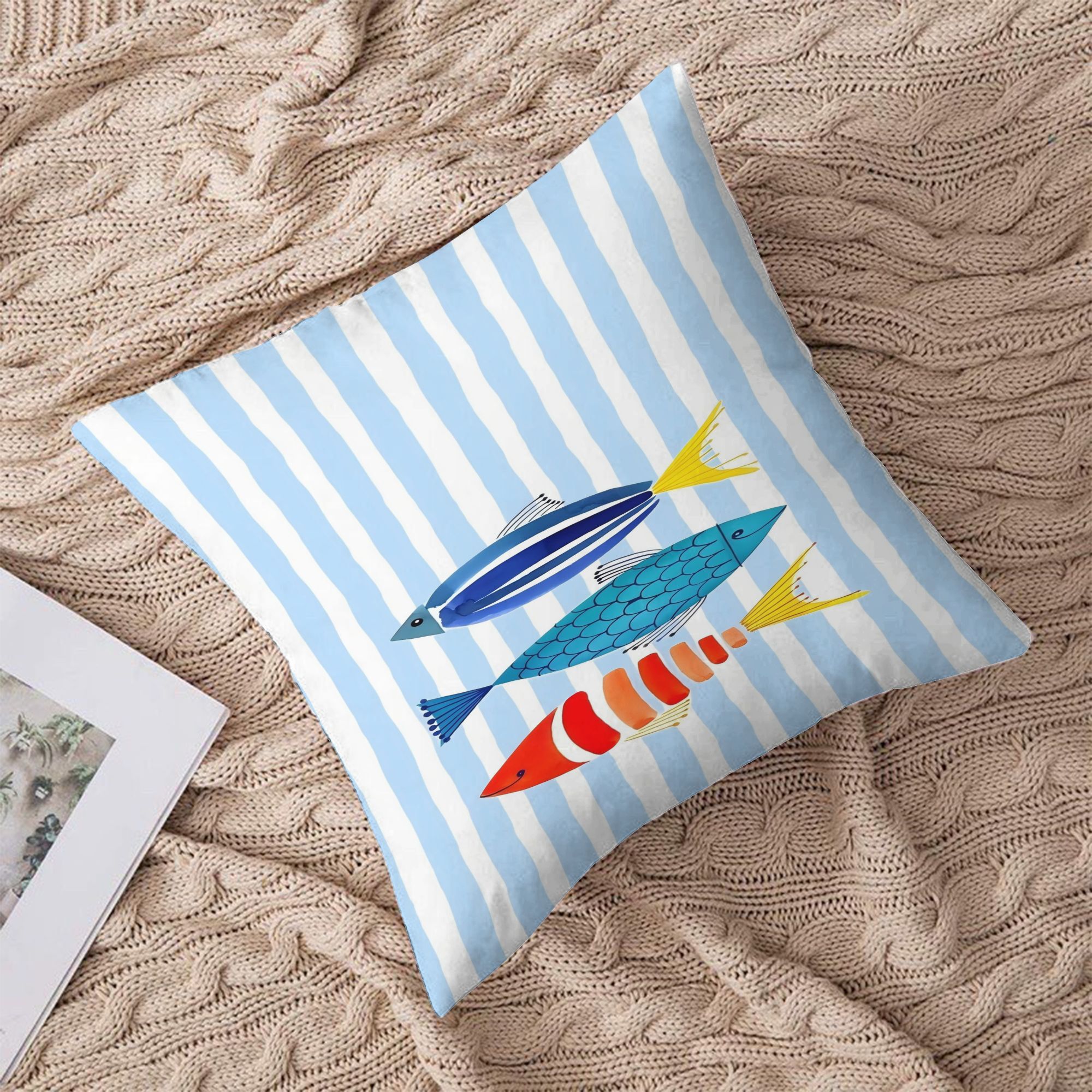 TEMU de almohada con estampado de peces a rayas azules y blancas con cremallera, lavable a máquina, adecuada para sofá, cama, patio y decoración de