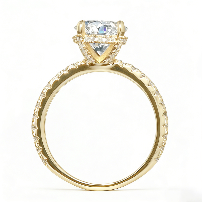 This Ring For Men And Women Features A 14k Gold-plated 925 Silver Setting With A 3-carat Oval Moissanite, Making It An Ideal Gift For Weddings, Dates, Christmas, Valentine's Day, Birthdays
