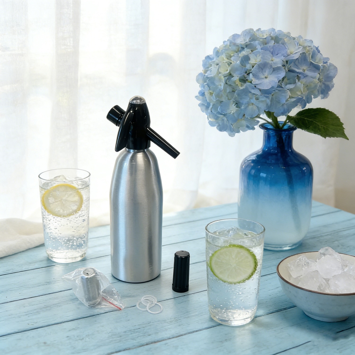 Soda Streaming Machine, Sparkling Water Maker With Co2 Cartridges, -one Soda Maker, Silver