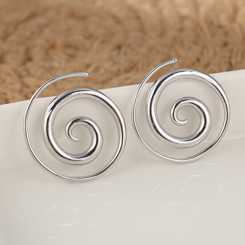 A Pair Of Minimalist Retro Three-dimensional Spiral Earrings, Fashionable Retro Style Earrings, Suitable For Men's And Women's Parties And Vacation Additions