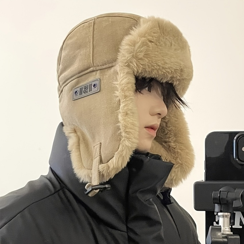 Bonnet d'Hiver Coupe-Vent pour Hommes et Femmes avec Masque d'Oreilles en Peluche - Épais et Chaud pour Ski/Cyclisme, Design Rétro Lei Feng pour Activités Extérieures (Noir/Gris/Kaki) - Unisexe pour Températures Froides Non-Élastique pour 22,05-22,83 pouces