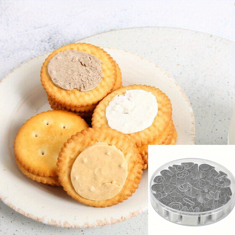 E-shop 37-teiliges Mini Buchstaben- & Zahlenformen Set mit Aufbewahrungskoffer, Edelstahl Kleine Form Werkzeug für Fondant Kekse, Kuchen, Früchte,