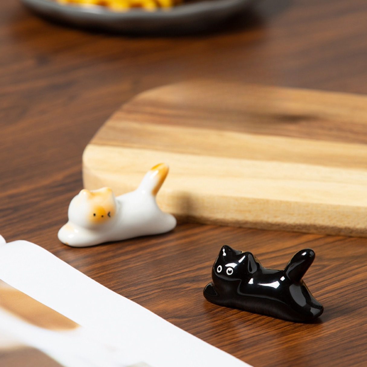 TEMU 2pcs Cat Ceramic Chopstick Holder, Cute Cat Shaped Chopstick And Spoon Holder, Household Table Decoration Tableware Additions, Creative Table