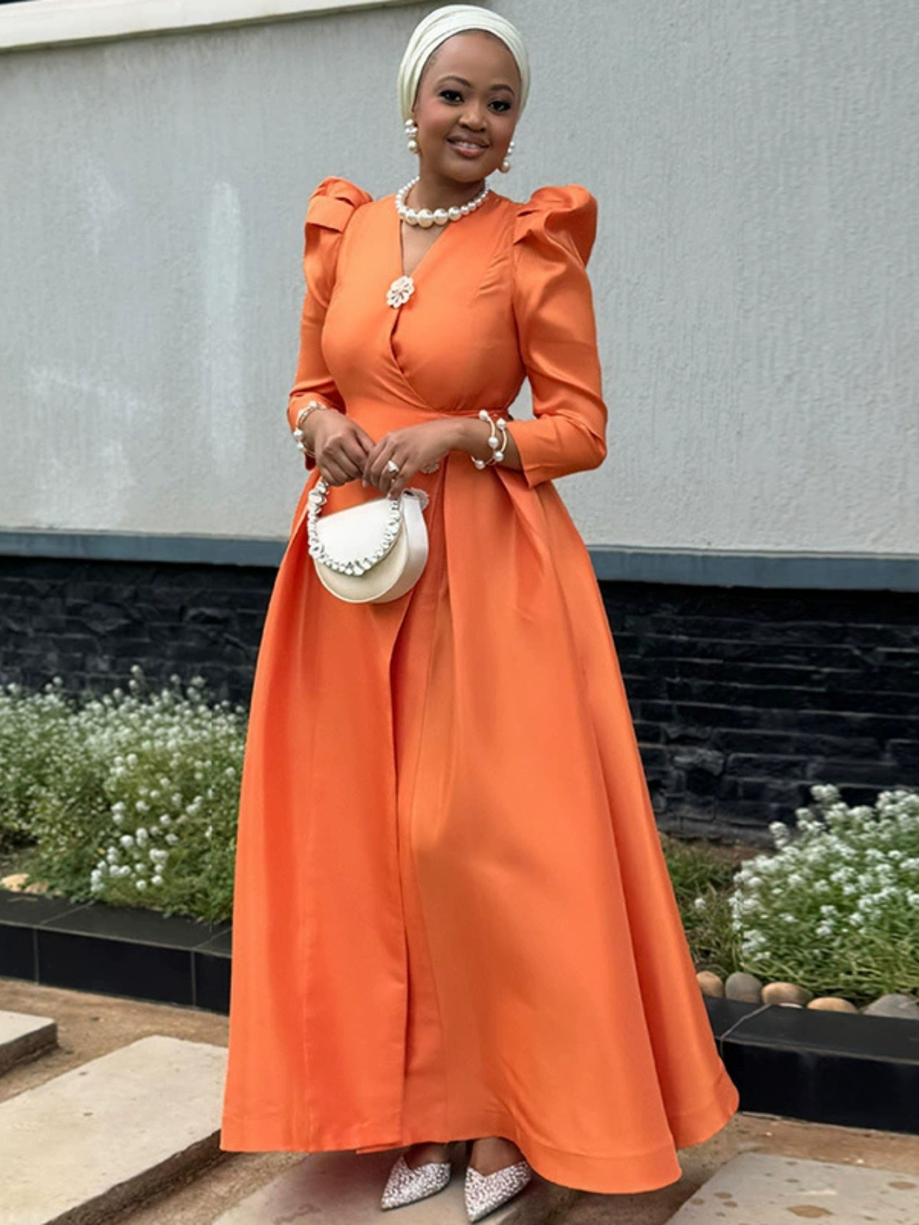 bridal dresses women The Bride's Dream 150 Gown Ideas and Wedding Dress Inspiration for the Black Woman: A Fashion Lookbook for African-American Who Shine from ... (The Perfect Day Wedding Collection 9) cowl backless dress color:Denim Book your appointment. Helsa Sheer Mini Shirt