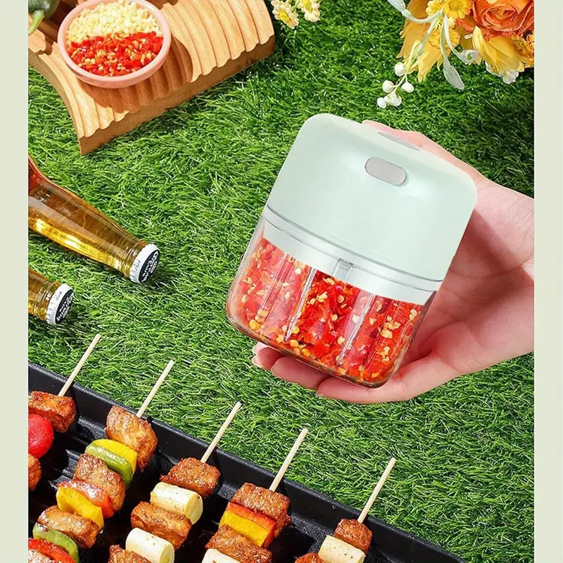 2 packs mini food processor electric mini garlic cutter mini mincer garlic crusher and easy to clean for mincing vegetables pepper onion garlic ginger spices and meat tool 250ml usb charging details 7