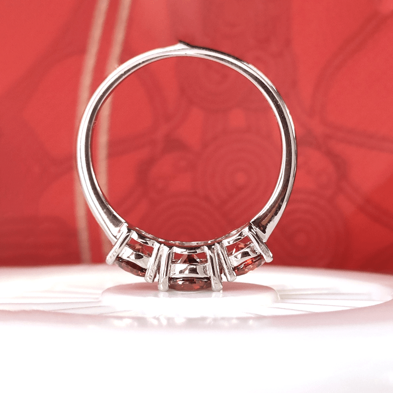 Stylish 925 Silver Synthetic Moissanite Ring, Elegant Gift