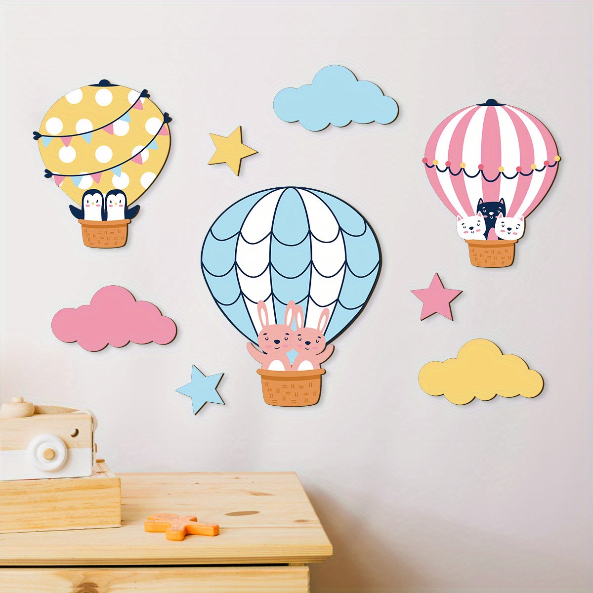 TEMU 9pcs Hot Air Balloon Wooden Wall Decor Set, Featuring Cloud And Star Ornaments, With Small Animals Sitting On The Hot Air Balloon Pattern.