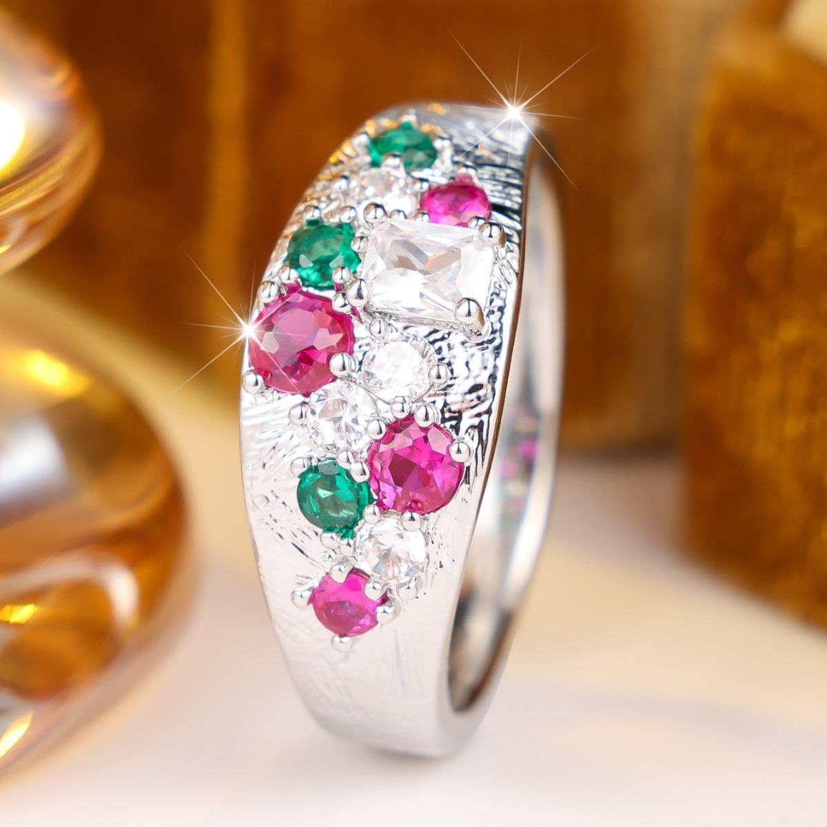 Women's Vintage Unisex Concave-Convex Texture Ring, Chic Design