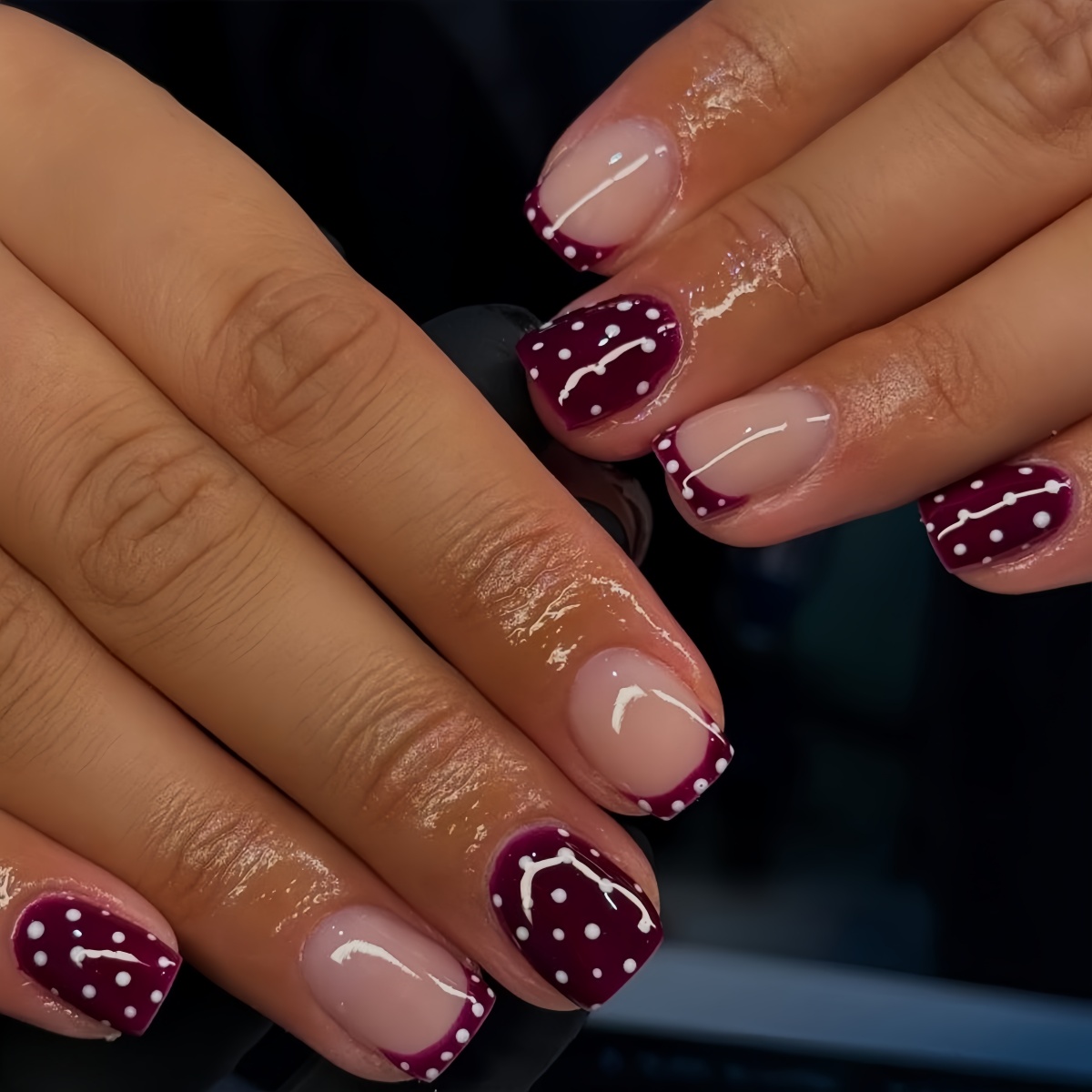 TEMU 24pcs Press-on Nails Suitable For Women - Wine Red Polka Dot & Nude Base Short Square Fake Nails, Glossy Short Length Manicure With Contrast