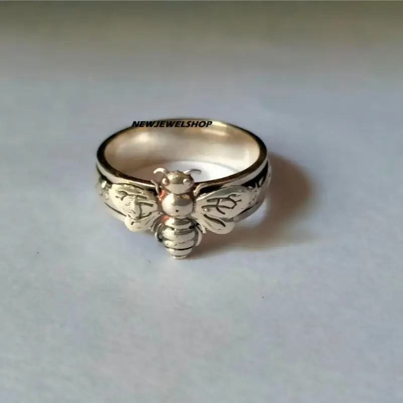 bee ring, spinner ring, anxiety ring, worry ring, designer ring, boho ring, texture ring, band ring, ring, gift for.., unusual rings for, for teenager Product details 1