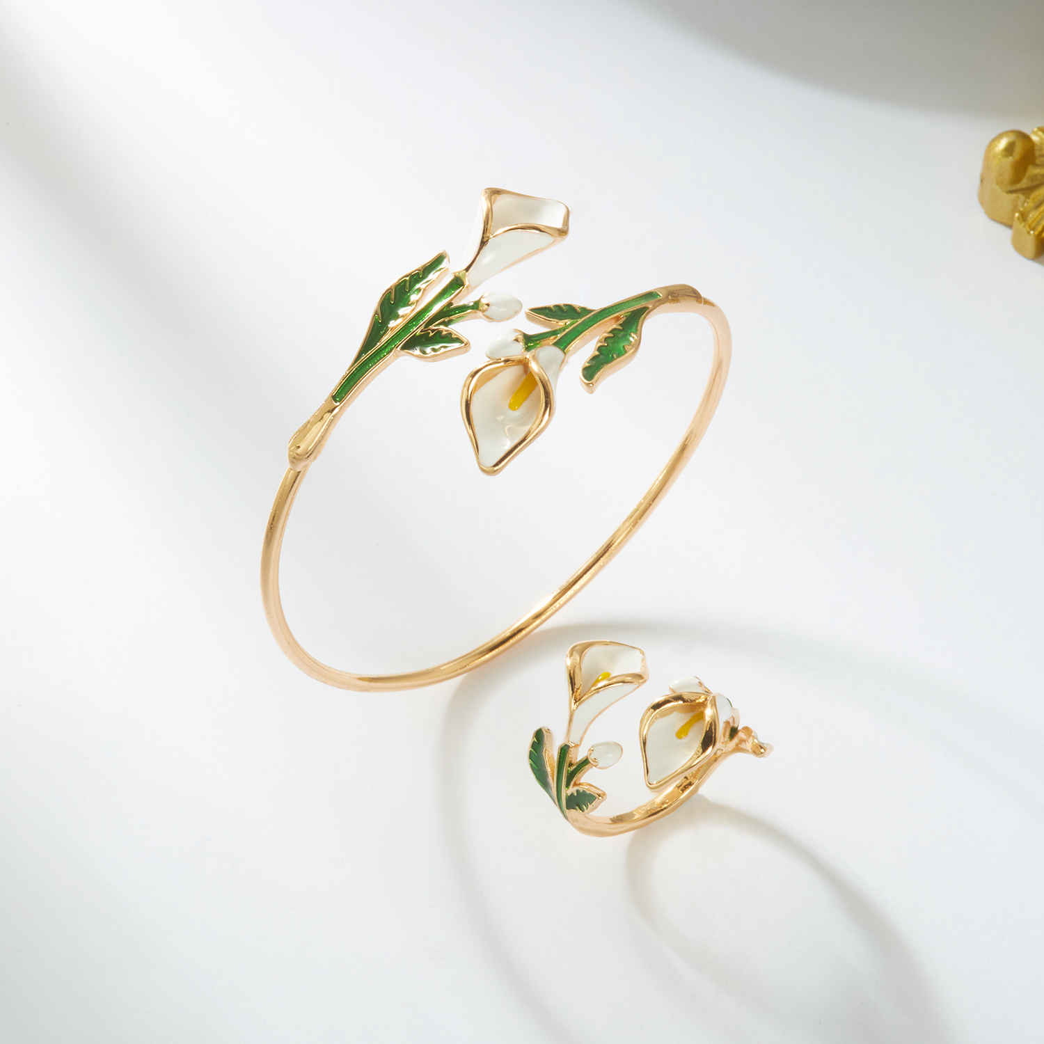 TEMU Juego de joyería bohemia india MANFANST de 2 piezas para mujer - Pulsera y anillo chapados de cala rosa con , estilo retro, adecuados para