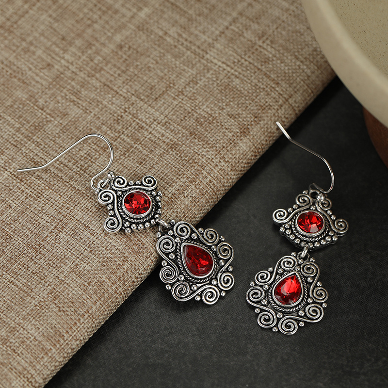 Women's Retro Ethnic Style Engraved Spiral Pendant Earrings, Elegant