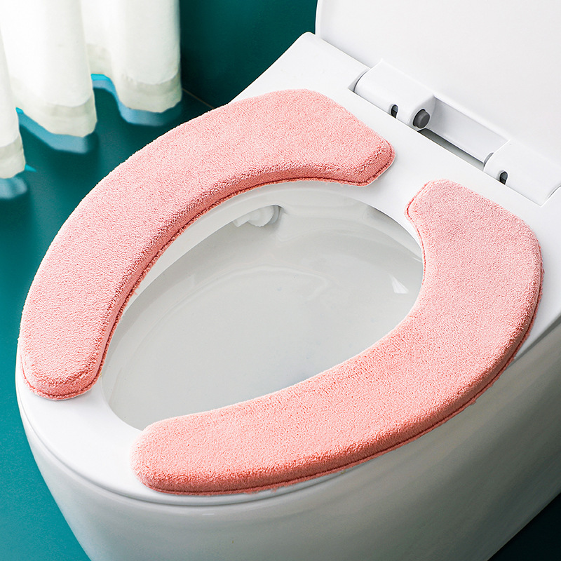 E-shop Ein Set aus zwei 1,5 cm Plüsch-Toilettensitzbezügen, weich und maschinenwaschbar, geeignet für verschiedene Toiletten, Toilettensitzauflagen für