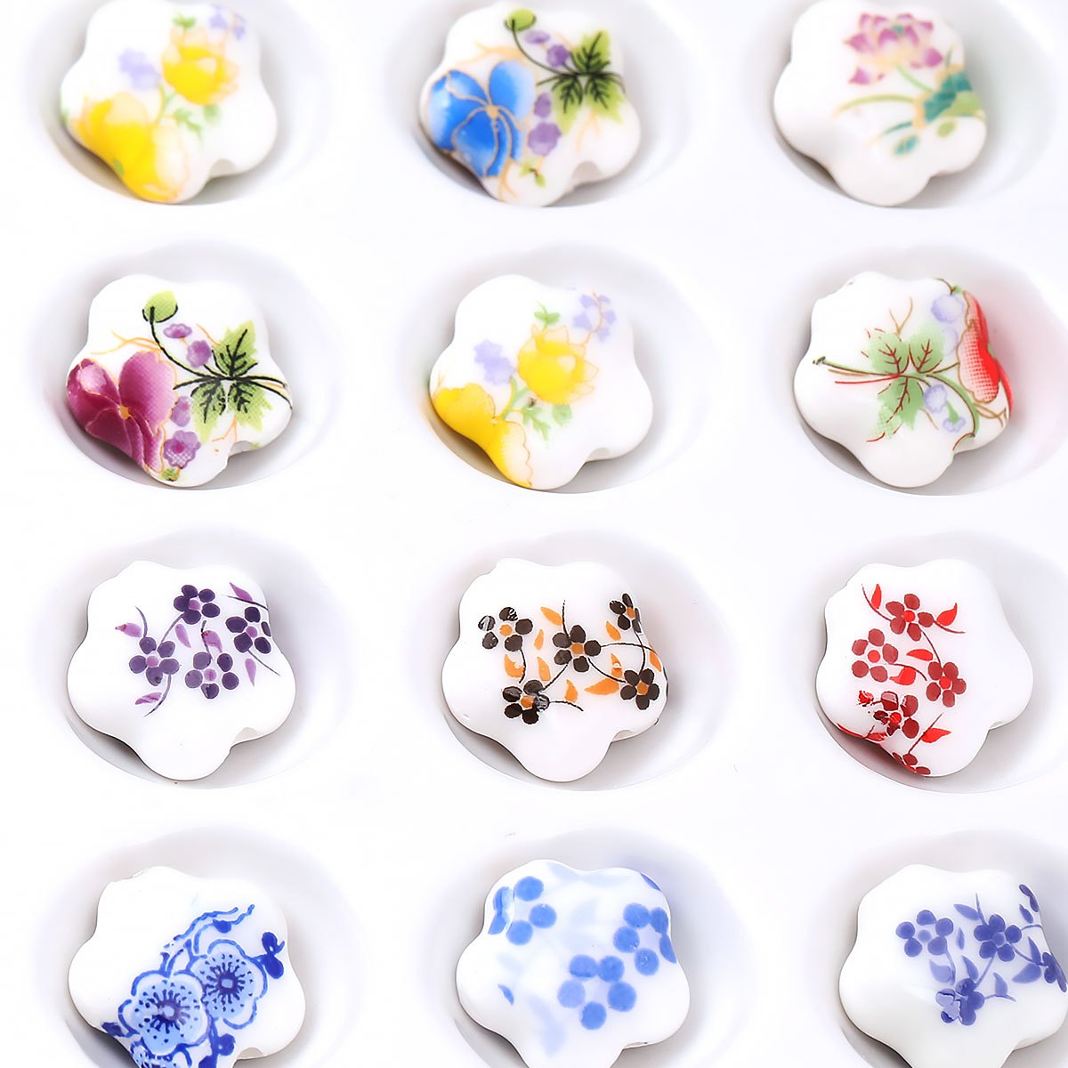 25pcs Random Color Flower Shaped Porcelain Beads for DIY Jewelry Making