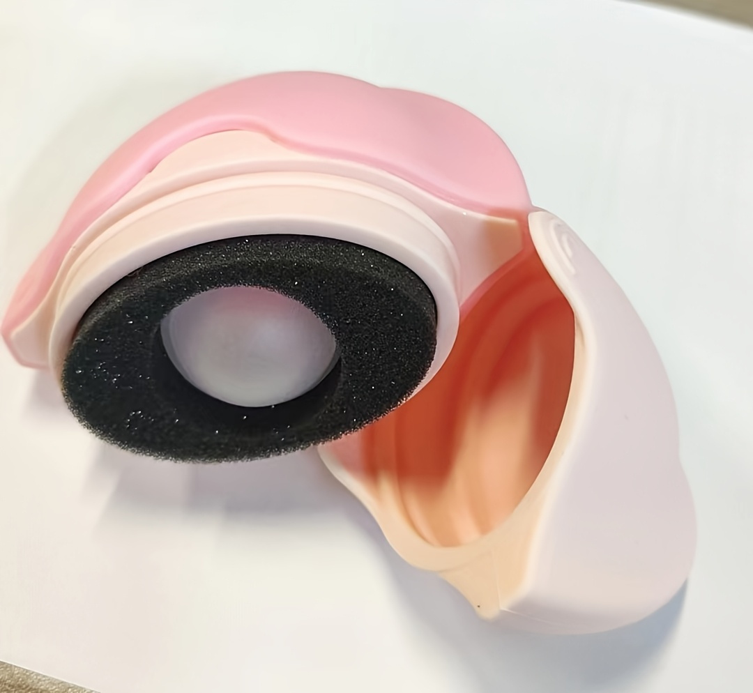 1pc sunscreen applicator with mess free application hygienic design leakproof for travel ideal for babies kids adults beach pool compatible with liquid gel sunscreen smooth application lotion dispenser protection easytouse roller hand wash only adults details 10