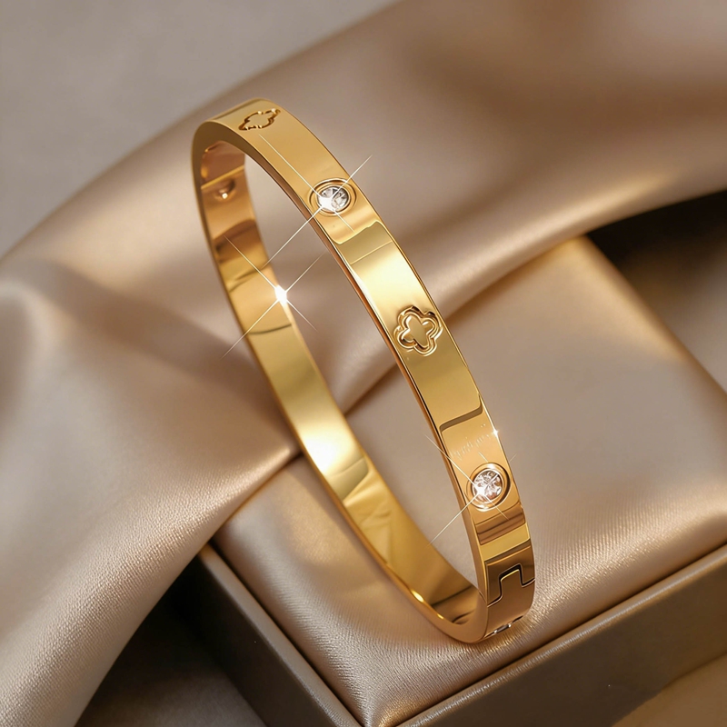 Women's Stainless Steel Lucky Four-Leaf Clover Bracelet