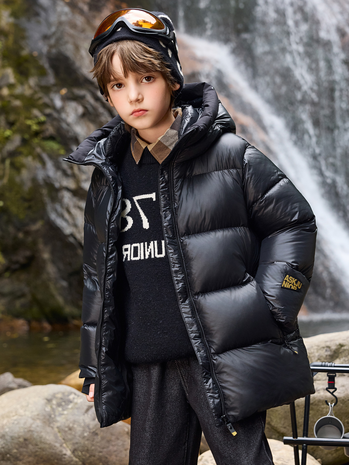 ASK JUNIOR Boys' Thick Heat Retention Warm Reflective Down Jacket | Duck Down Filled, Hooded, Casual Style, Zipper Detail, Long Sleeve.