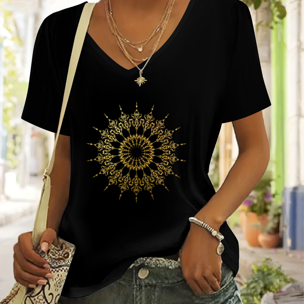 

T-Shirt Noir à Col en V pour Femme avec Design Mandala Doré - Manches Courtes Décontractées, Haut Confortable en Mélange de Polyester pour & l'Été, Lavable en Machine