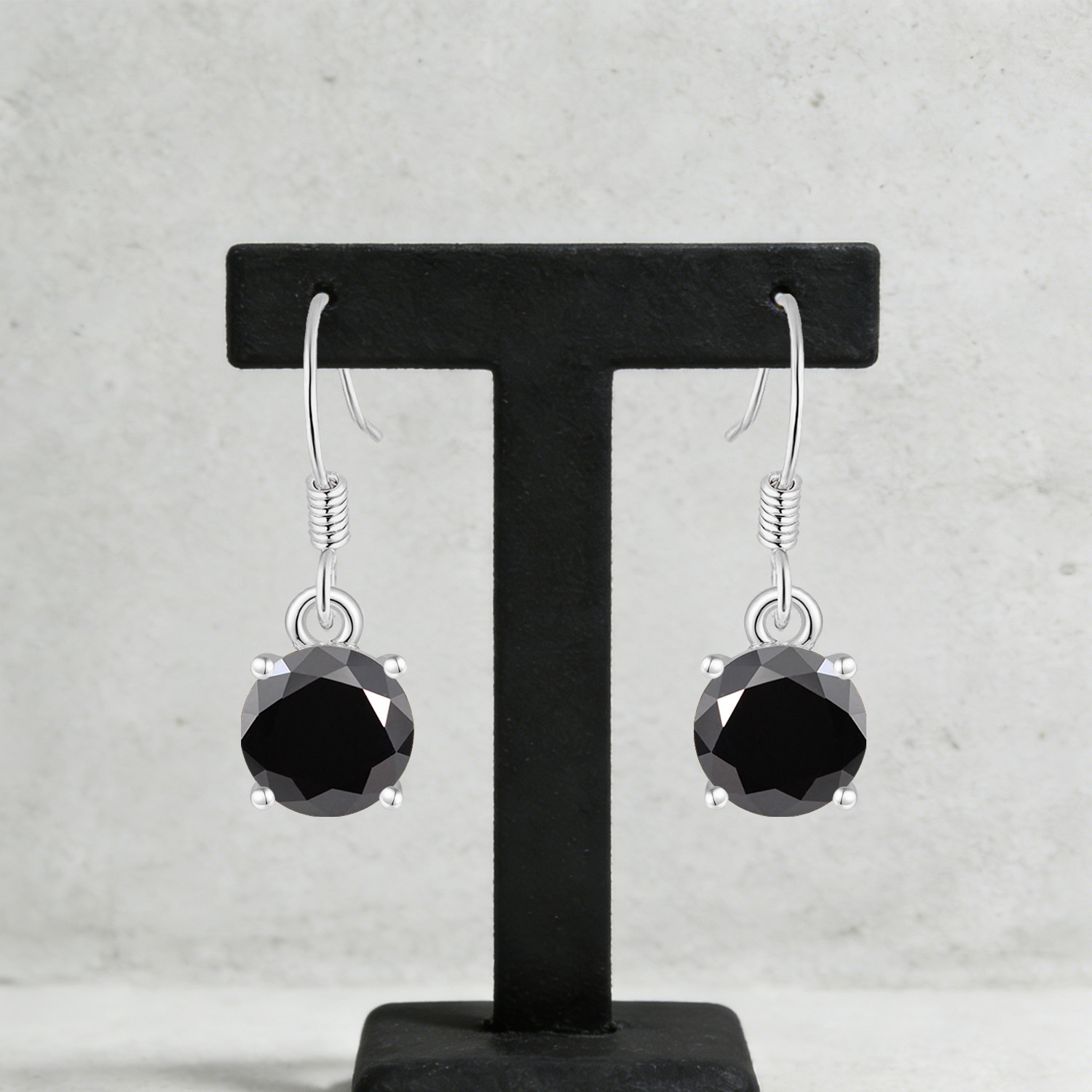 Women's Minimalist Moissanite Earrings