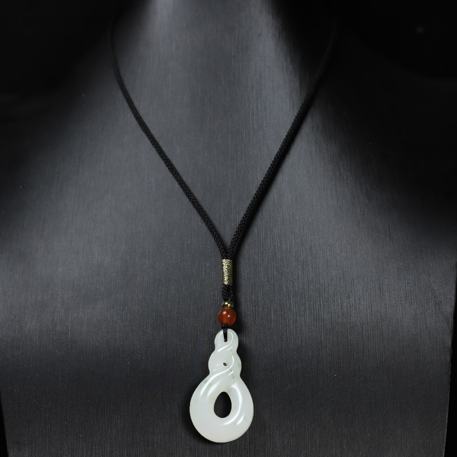 Natural Stone White Floral Pendant Necklace, Festive Gift