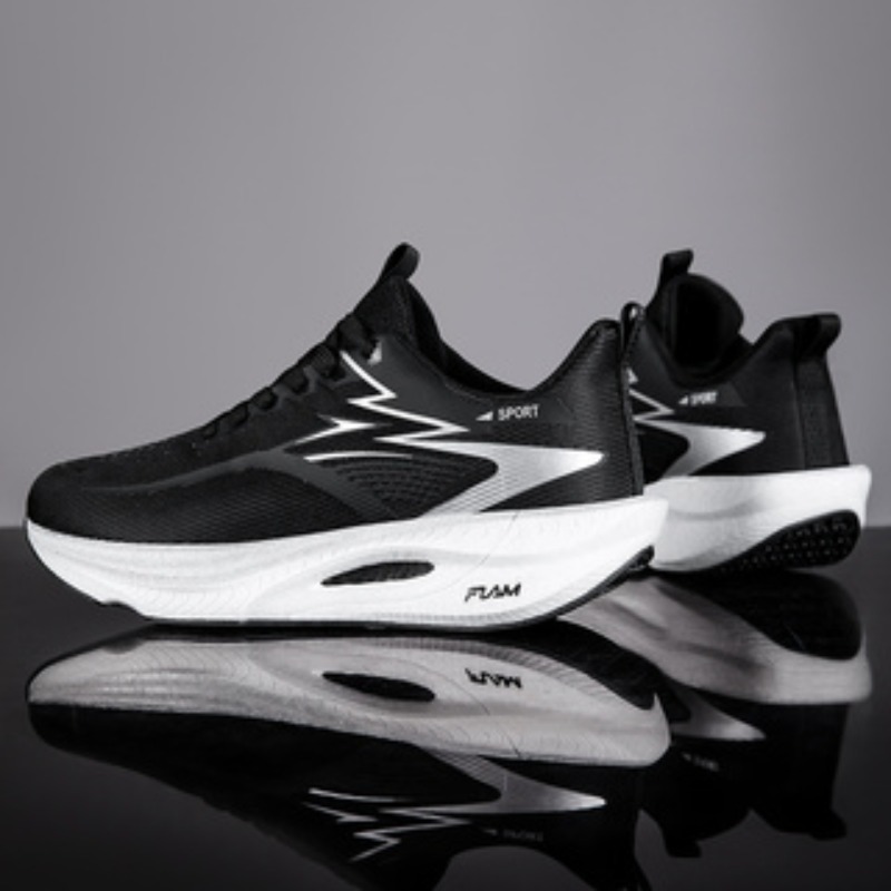 New Casual Athletic Running Shoes, Lightweight And Shock-Absorbing, with Non-Slip Sole. Offers Breathable Black, White, And Purple Gradient Color Options. Breathable Fabric Material, Suitable for Gym Training, Casual Running, And Other Occasions