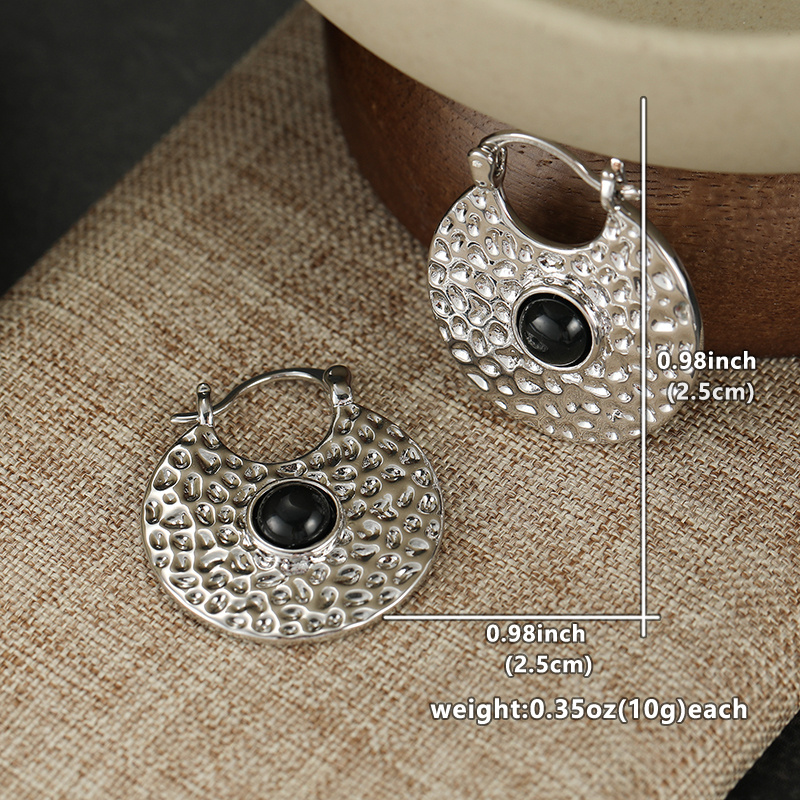 Ladies' Round Ear Buckle with Matte Hammer Pattern