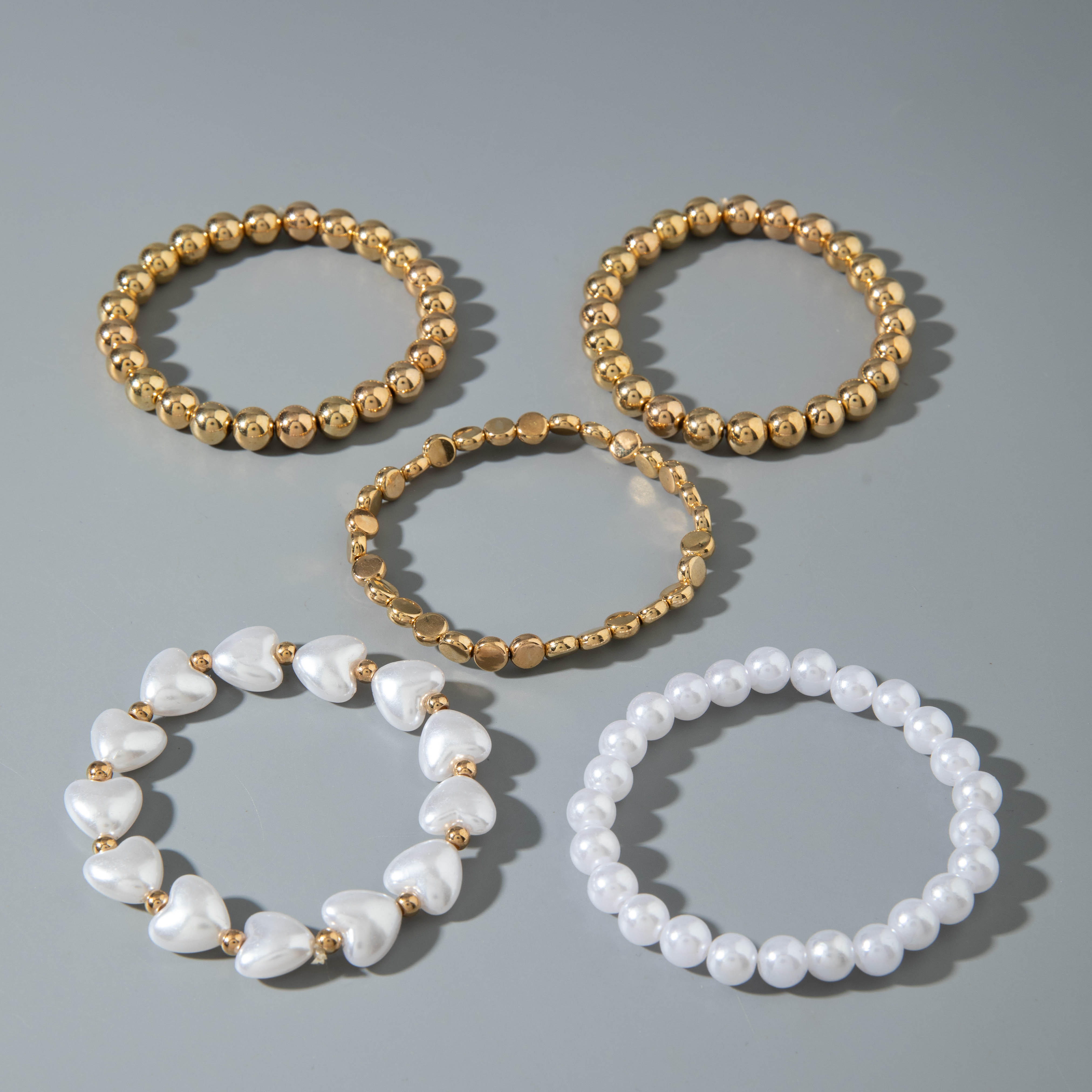 5pcs Women's Elegant Retro Plated Heart Bracelet Set, Stackable