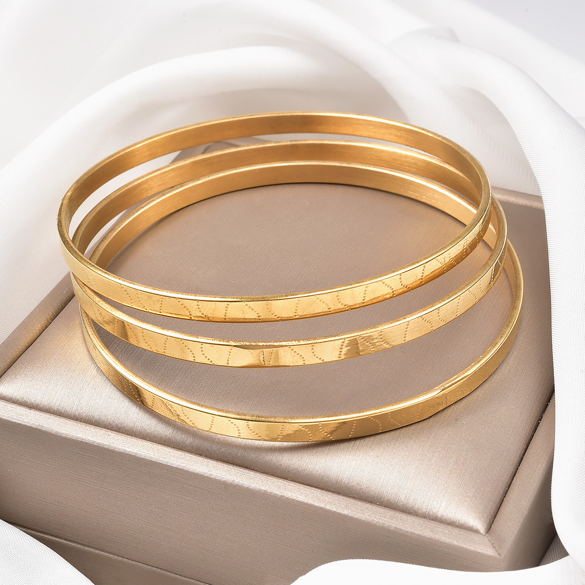 3pcs 18K Golden Plated Stainless Steel Slim Bangle Bracelet Set